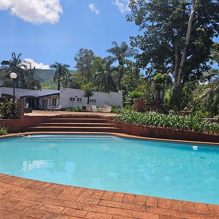 Pecan Farm Guesthouse Louis Trichardt Exteriér fotografie
