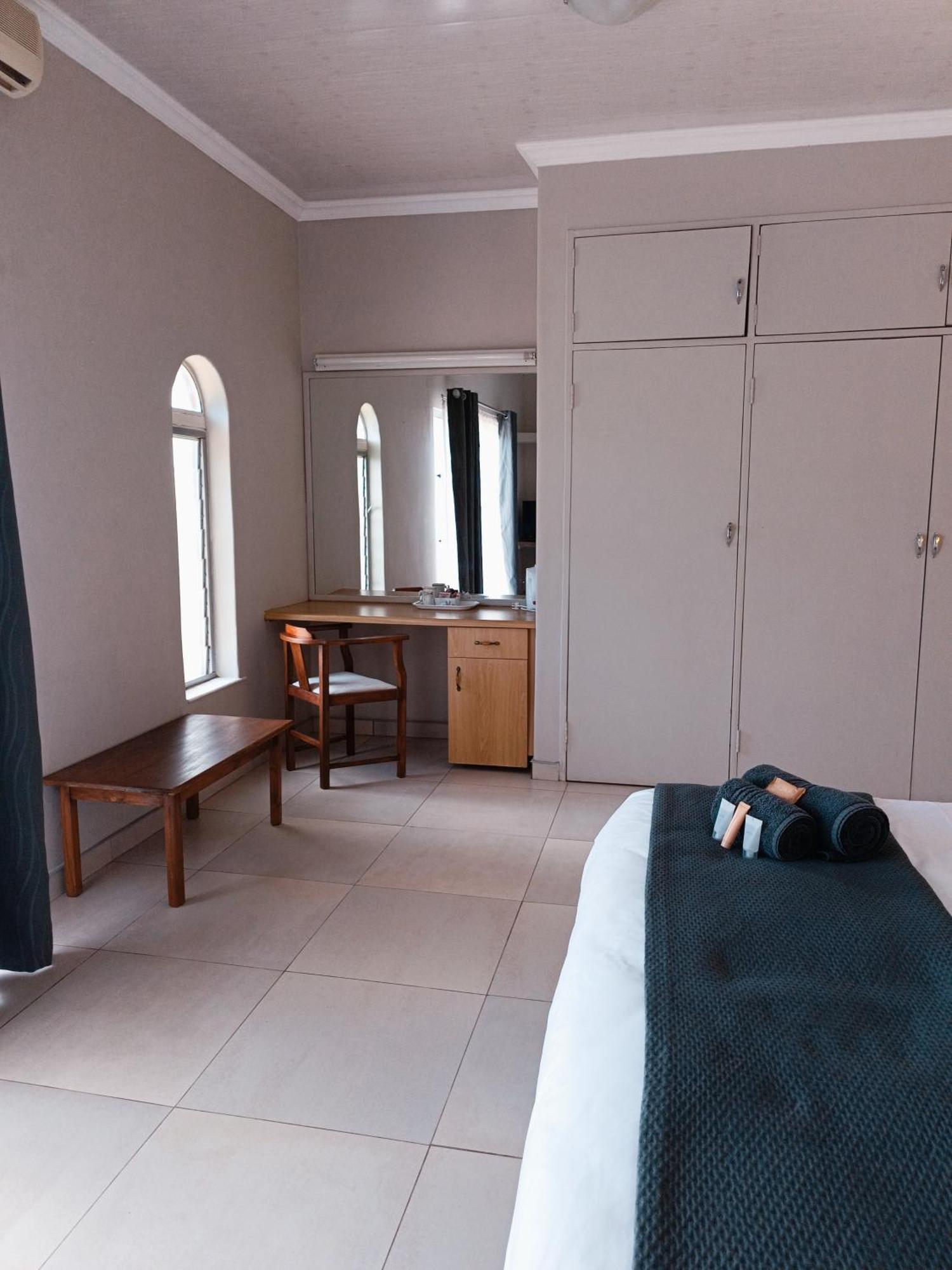 Pecan Farm Guesthouse Louis Trichardt Exteriér fotografie