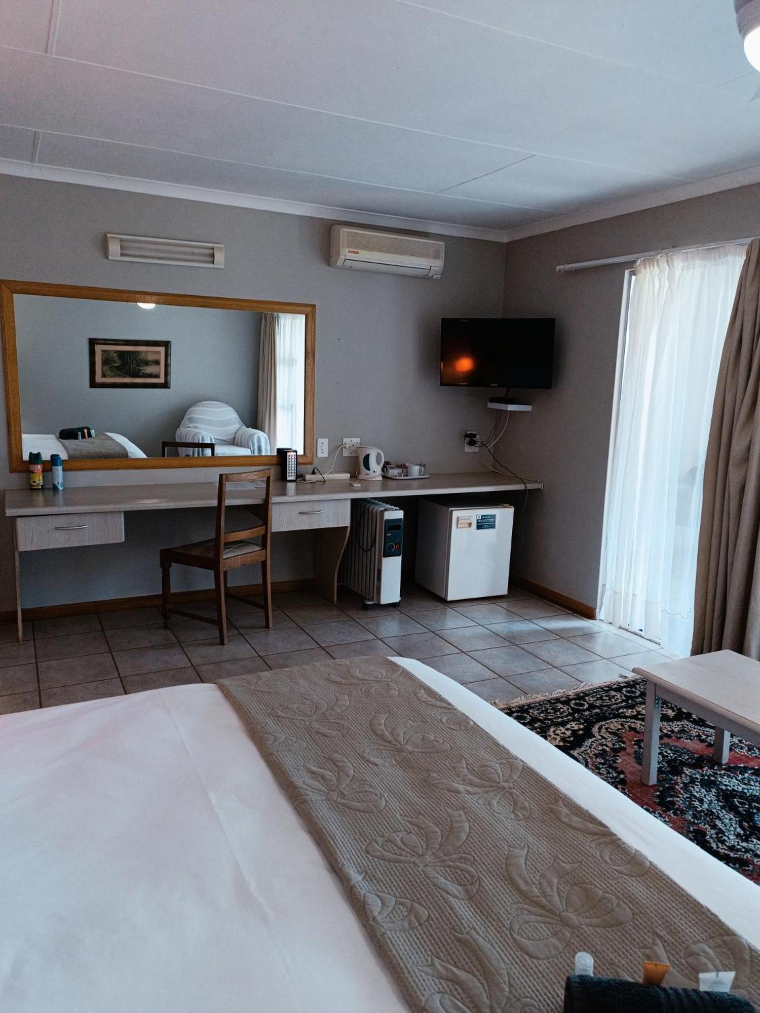 Pecan Farm Guesthouse Louis Trichardt Exteriér fotografie