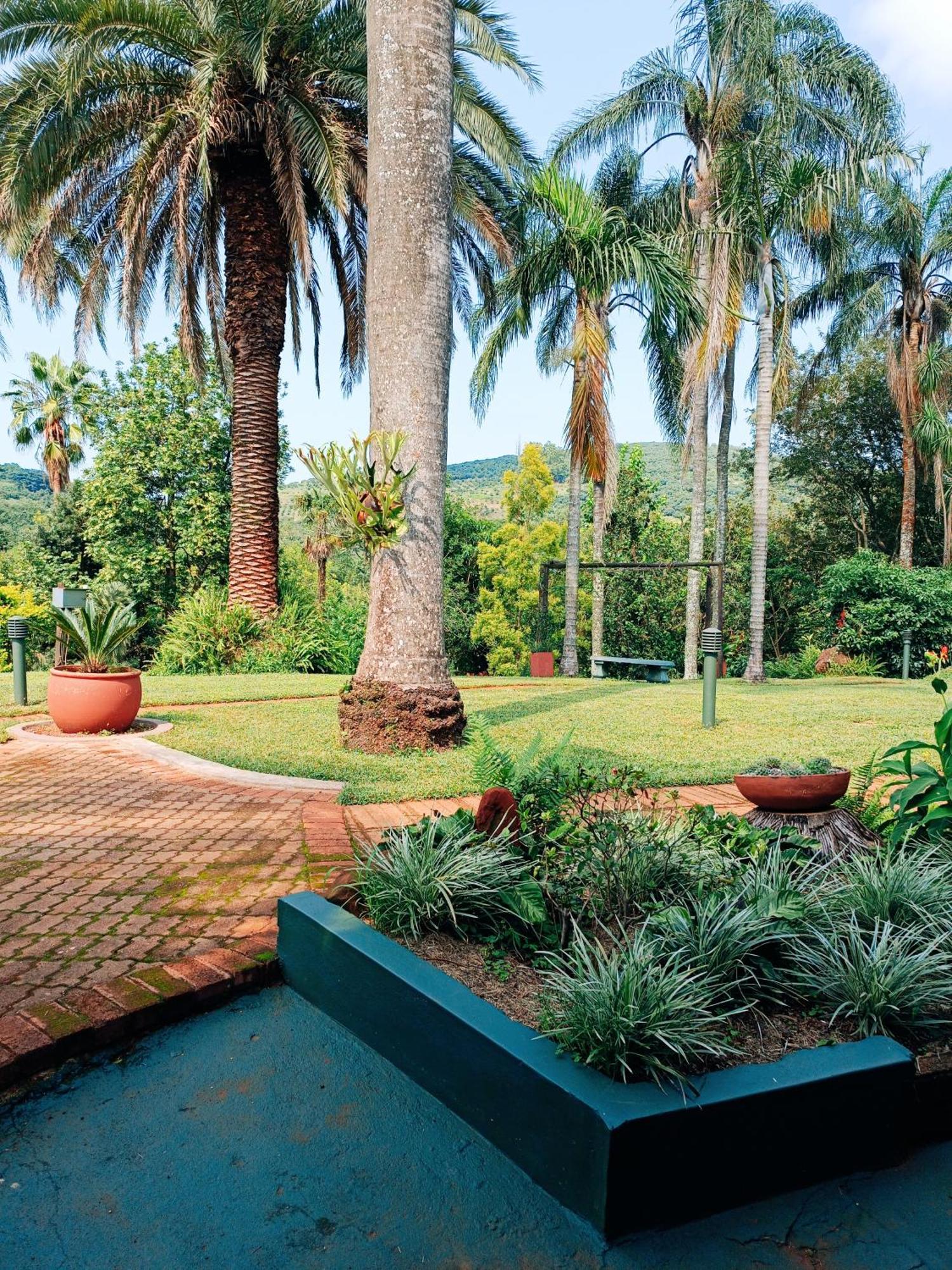 Pecan Farm Guesthouse Louis Trichardt Exteriér fotografie